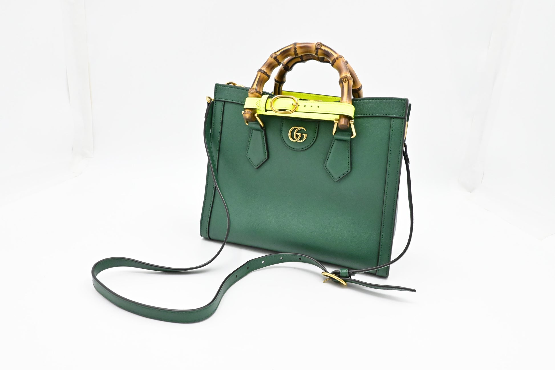 Gucci Diana Leather Green Medium Tote Bag