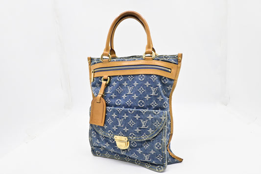 Louis Vuitton Sac Plat Denim Monogram Handbag