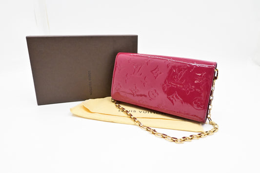 Louis Vuitton on Rose Pop Leather Vernis Wallet Case