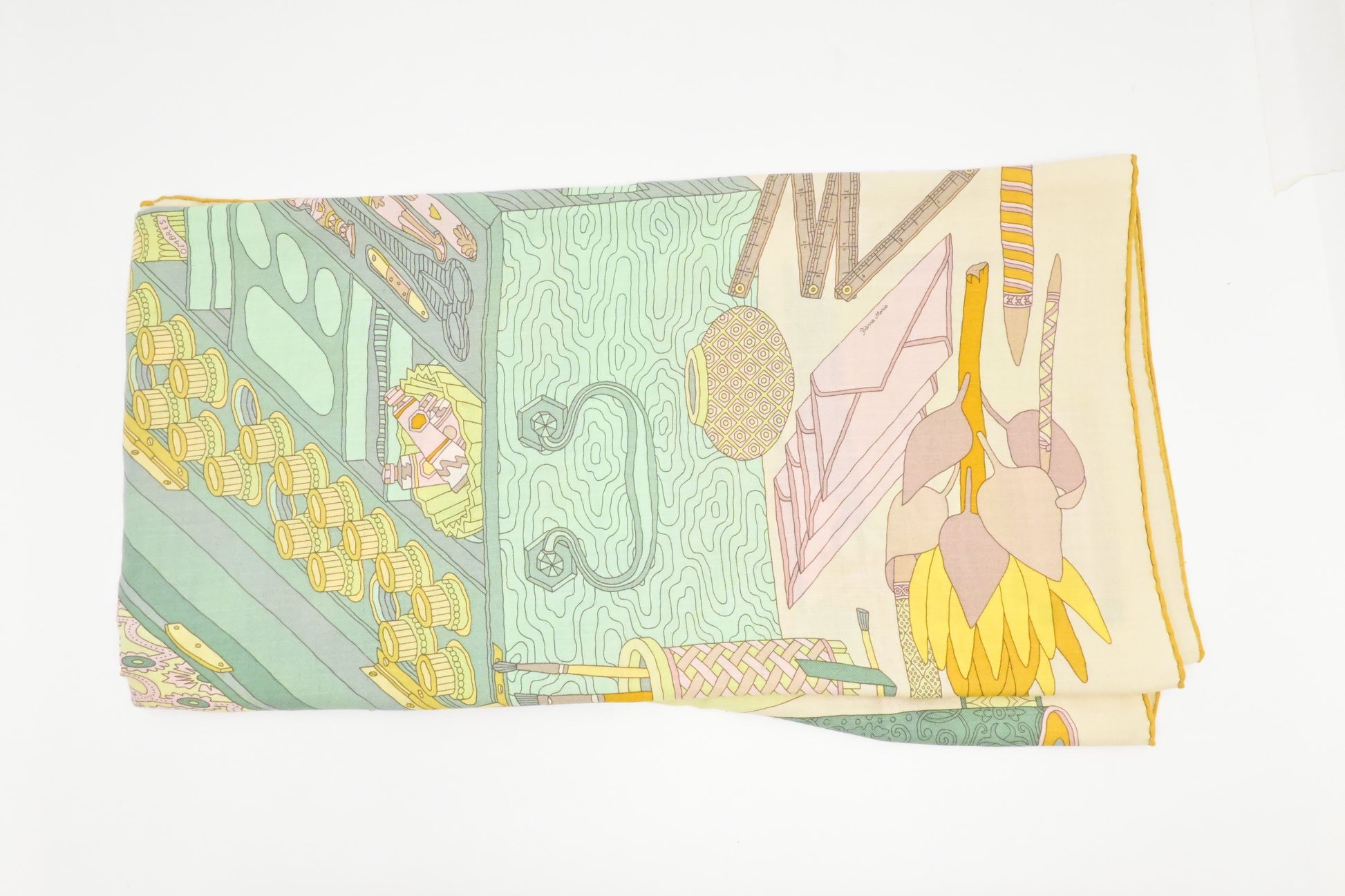 Hermes 'Les Tresors D'Un Artiste' Carre In Cashmere Travel Bag