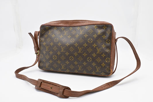 Louis Vuitton Sac Bandouliere Monogram Canvas Handbag