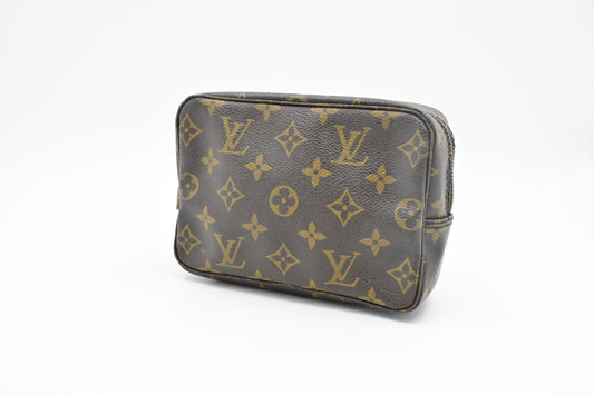 Louis Vuitton Trousse 18 Monogram Canvas Handbag Canvas 1