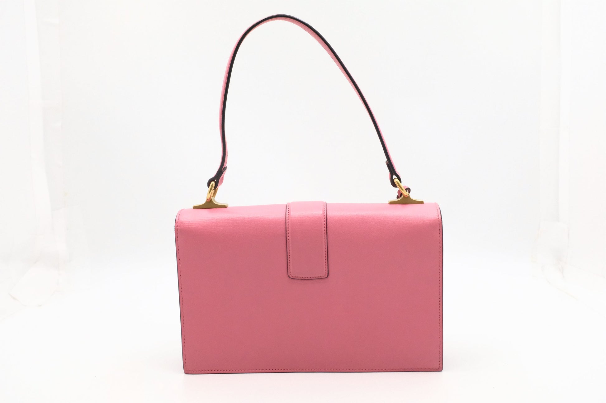 Gucci Cat Lock Leather Pink Shoulder Bag