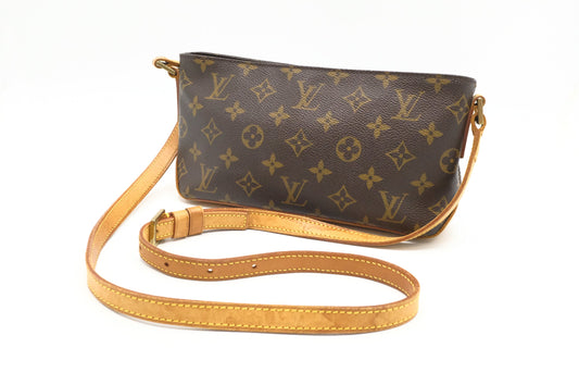 Louis Vuitton Trotteur Monogram Canvas Handbag