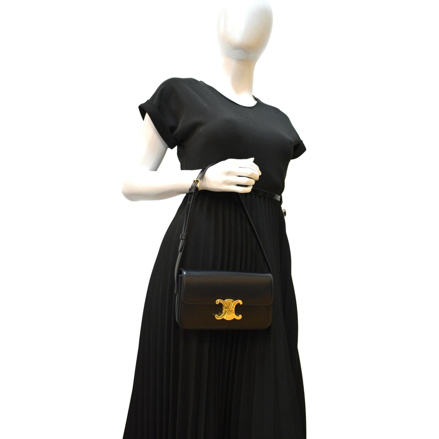 Triomphe Calfskin Shoulder Bag Leather Black