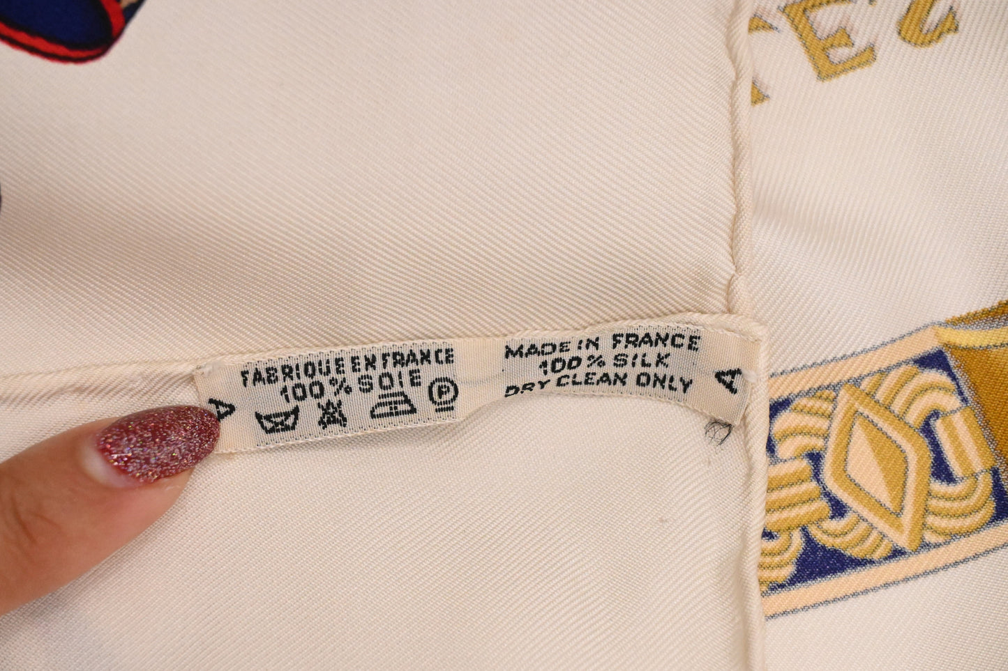 Hermes 'Les Rubain Du Cheval' Carre In Silk White Travel Bag