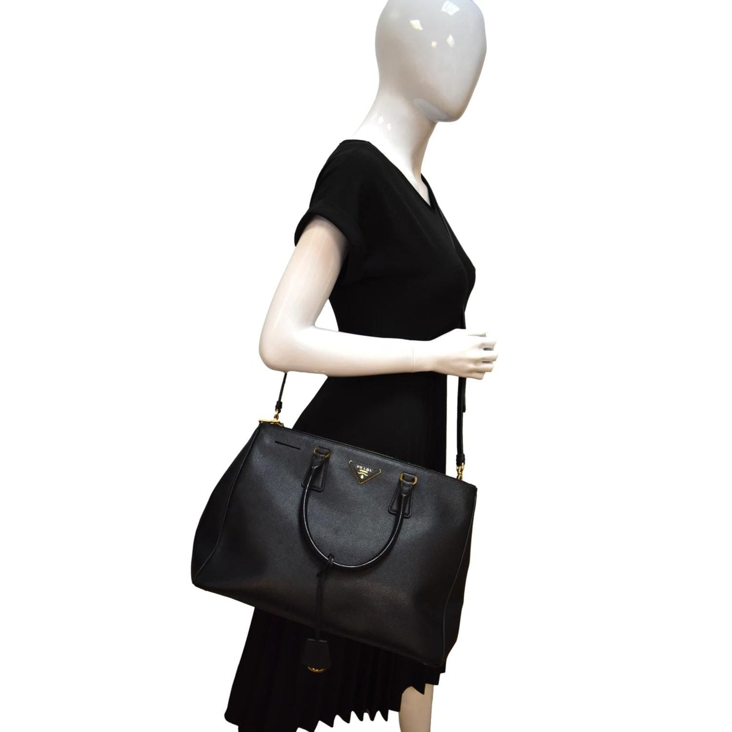 Galleria Saffiano Tote Shoulder Bag Leather Black