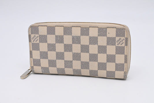 Louis Vuitton Zippy Azur Damier Canvas Wallet Case