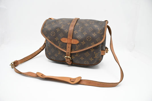 Louis Vuitton Saumur 30 Monogram Canvas Handbag Canvas 4