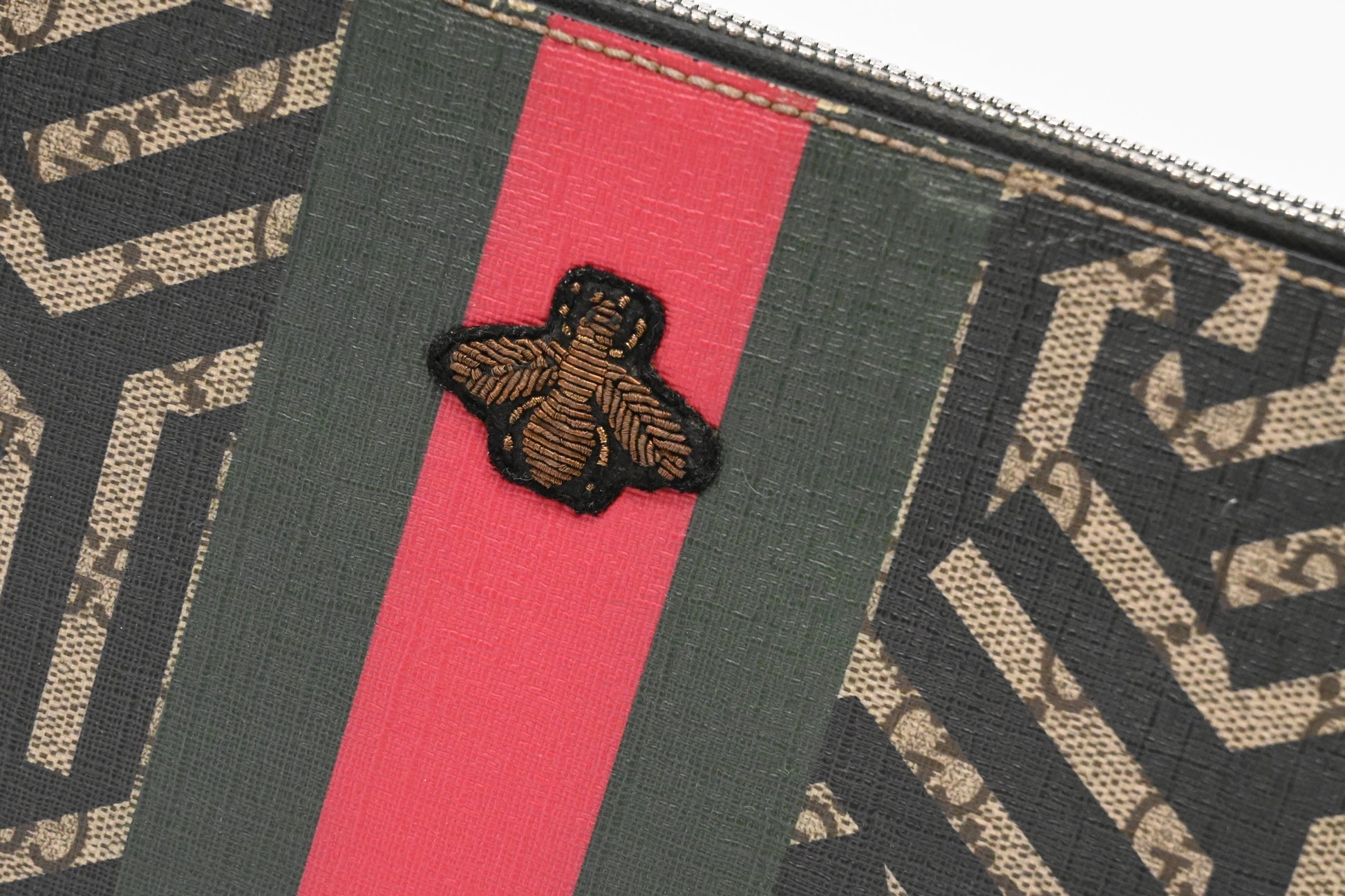 Gucci Bee Clutch In Supreme Canvas Clutch Bag