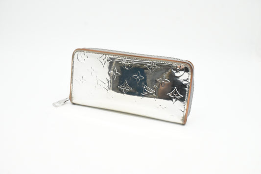 Louis Vuitton Vertical Zippy Silver Canvas Wallet Case