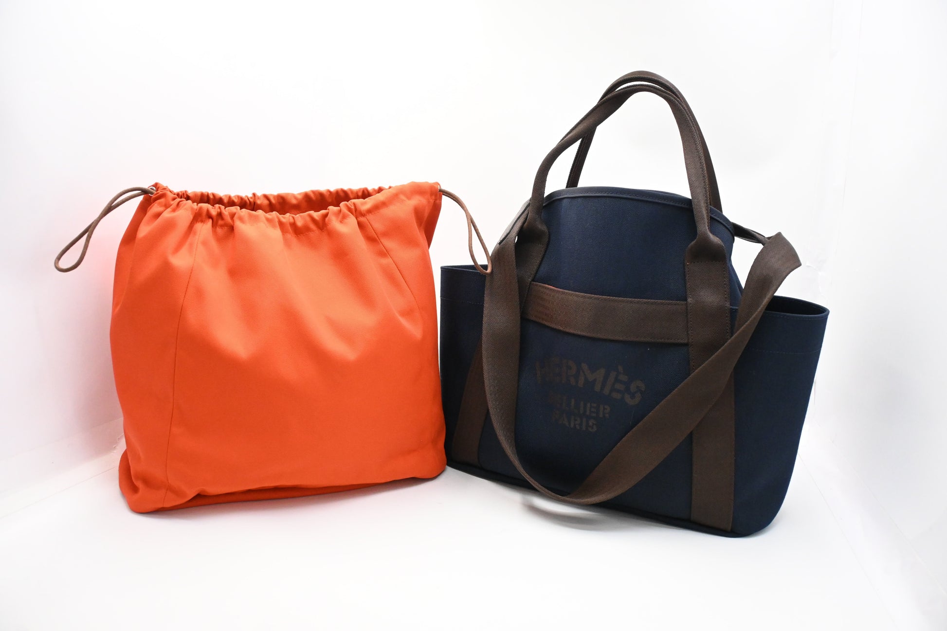 Hermes Sac De Pansage Grooming Bag In Navy Canvas Blue Travel Bag