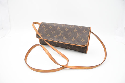 Louis Vuitton Pochette Twin GM Monogram Canvas Clutch Bag 3