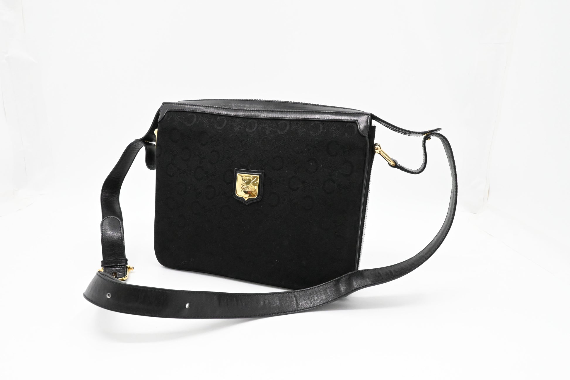 Celine Shoulder Bag In Canvas Black
