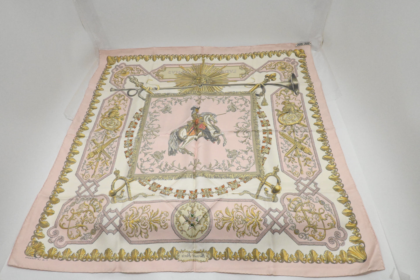 Hermes 'Ludovicus Magnus' Carre In Silk Handbag Pink Travel Bag