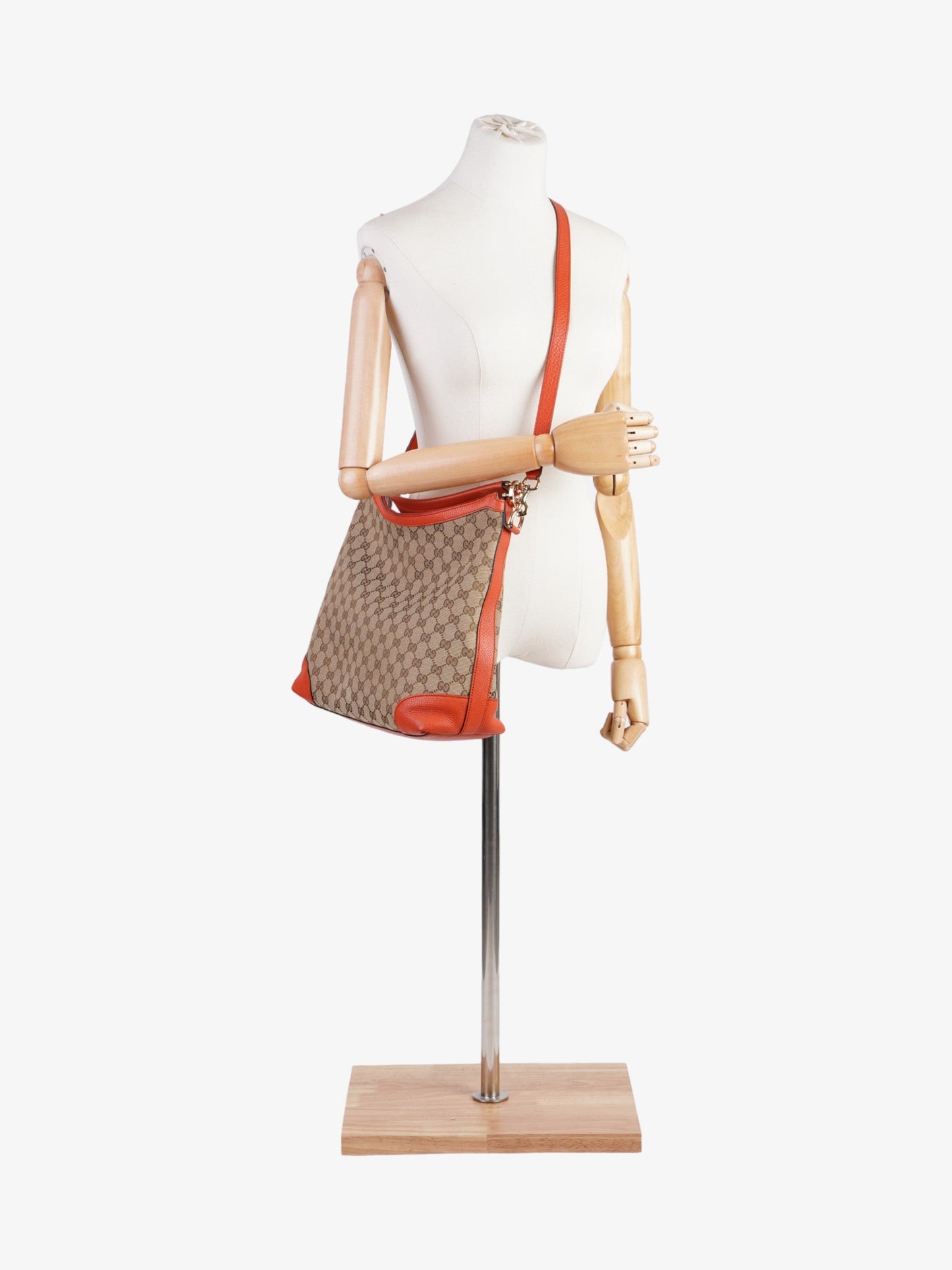 Gucci Hobo And Ebony Supreme Orange Canvas Beige Shoulder Bag