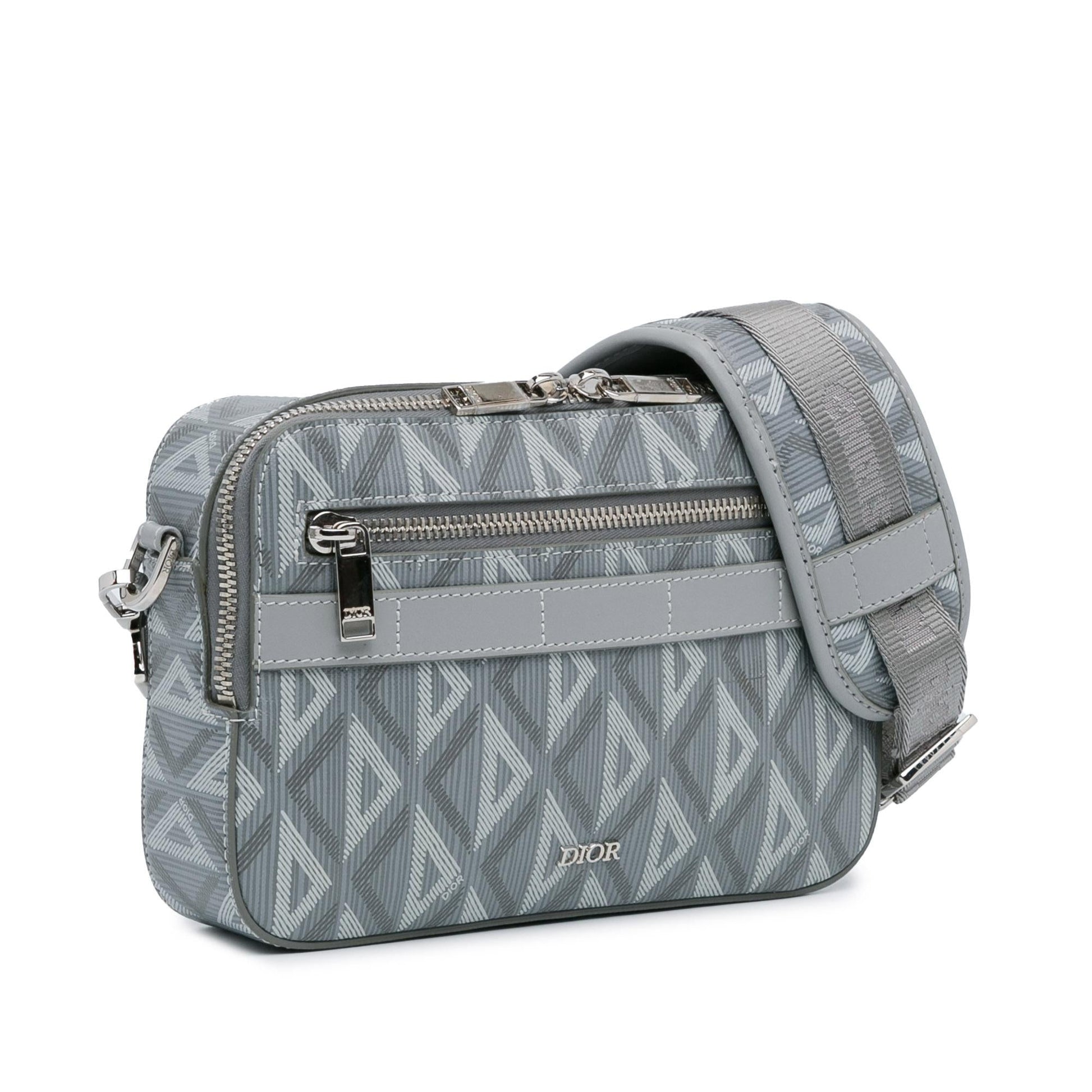 Dior Cd Diamond Safari Bag With Strap Shg I8B75E Crossbody Bag