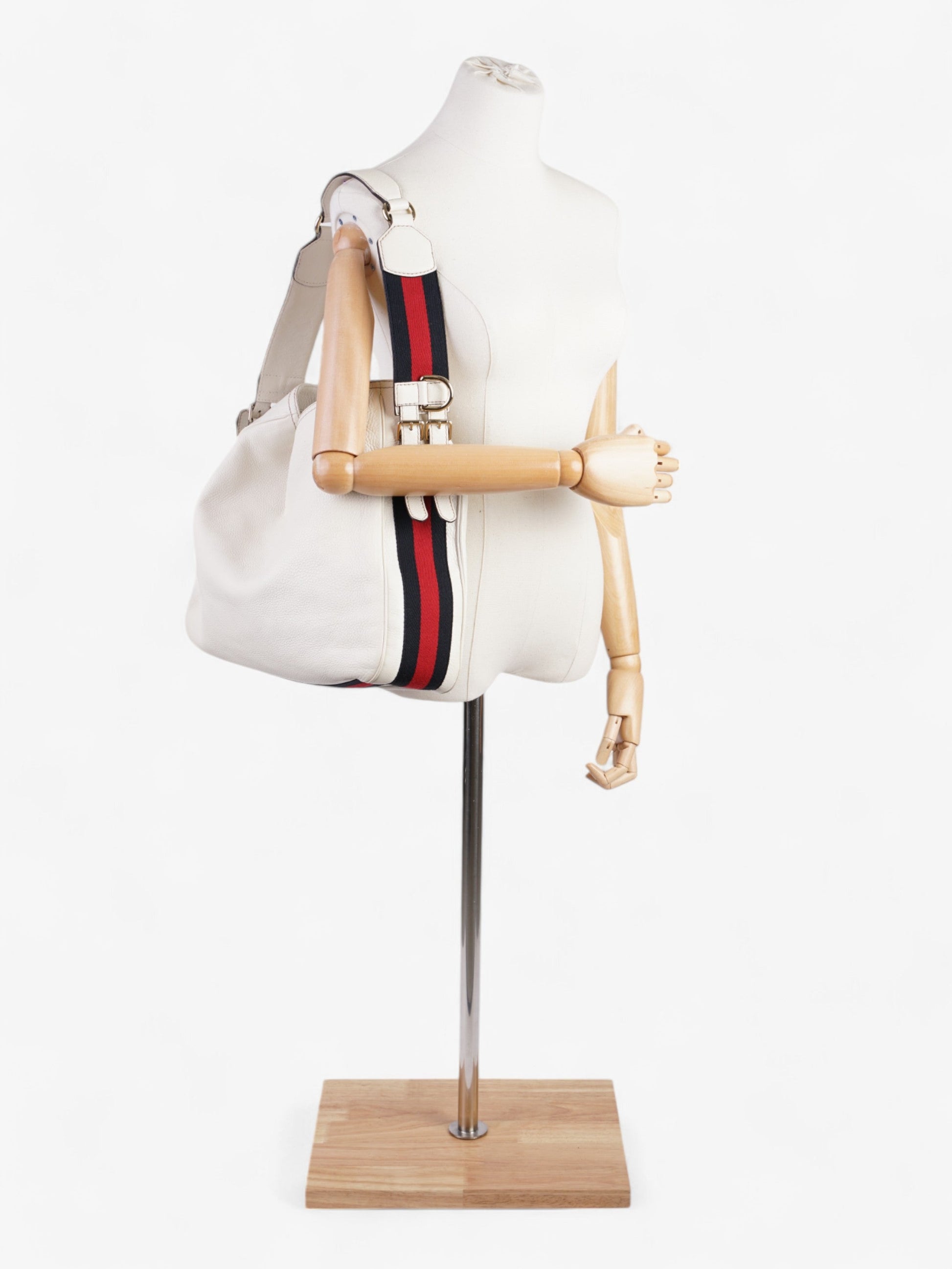 Gucci Heritage Hobo Navy Red Leather White Shoulder Bag
