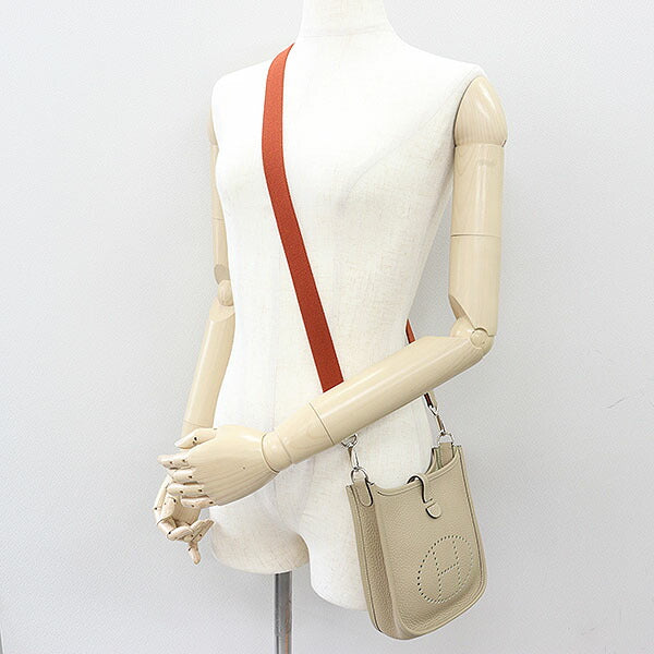 Shoulder Bag Taurillon Clemence Trench X Cuible
