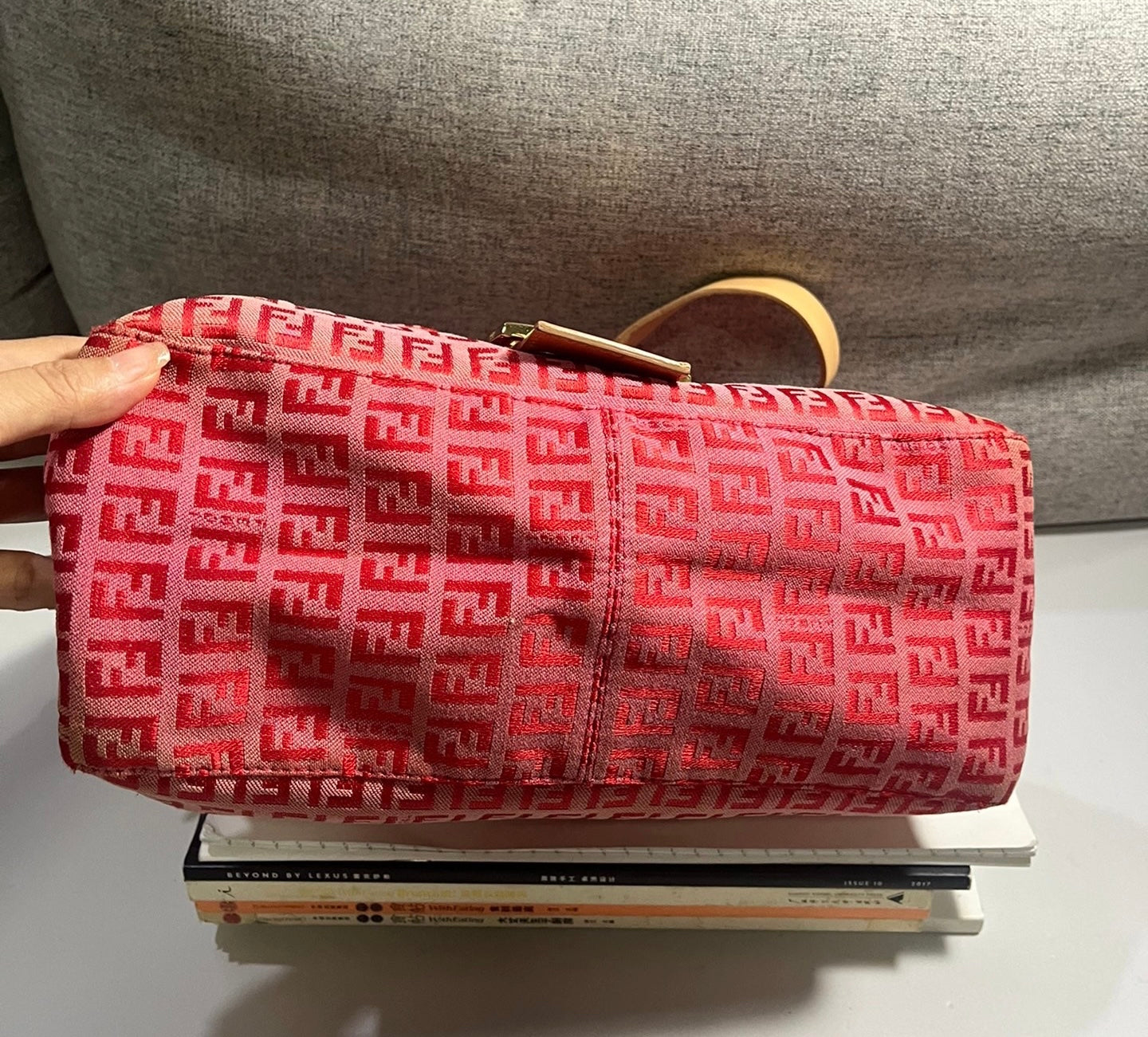 Fendi Mamma Baguette Zucchino Print Handbag Pink Shoulder Bag