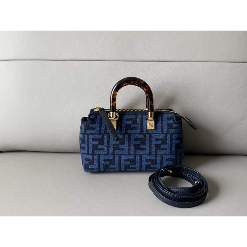 Fendi By The Way Shoulder Bag Shoulder Bag Bgmp1061