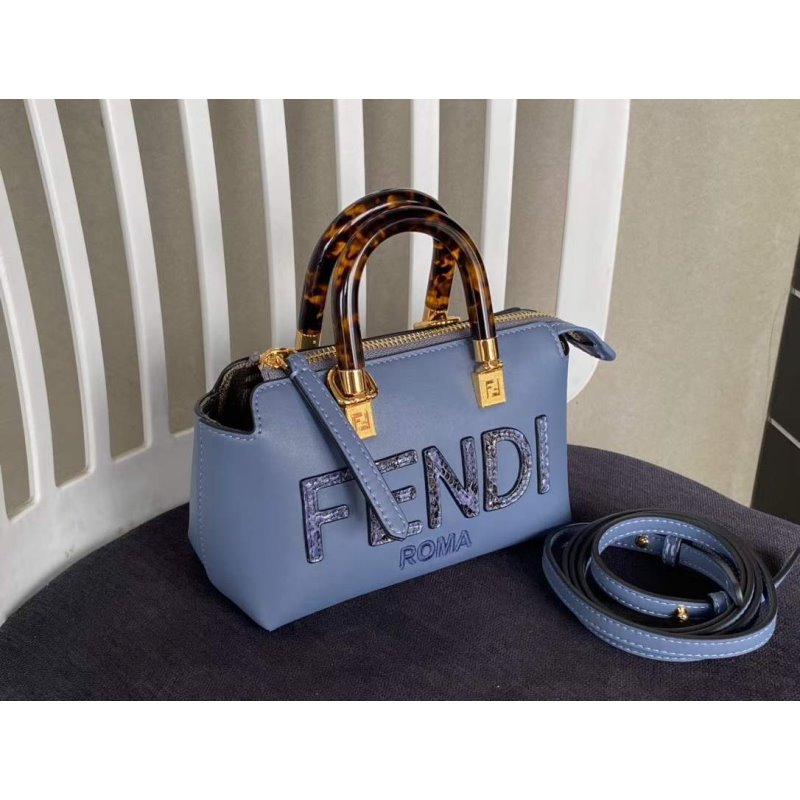 Fendi By The Way Shoulder Bag Shoulder Bag Bgmp1067