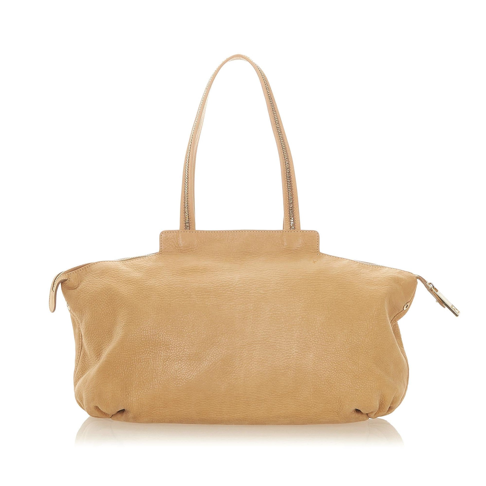 Fendi Chains Tote Bag Shg Leather Bag Shg 20147