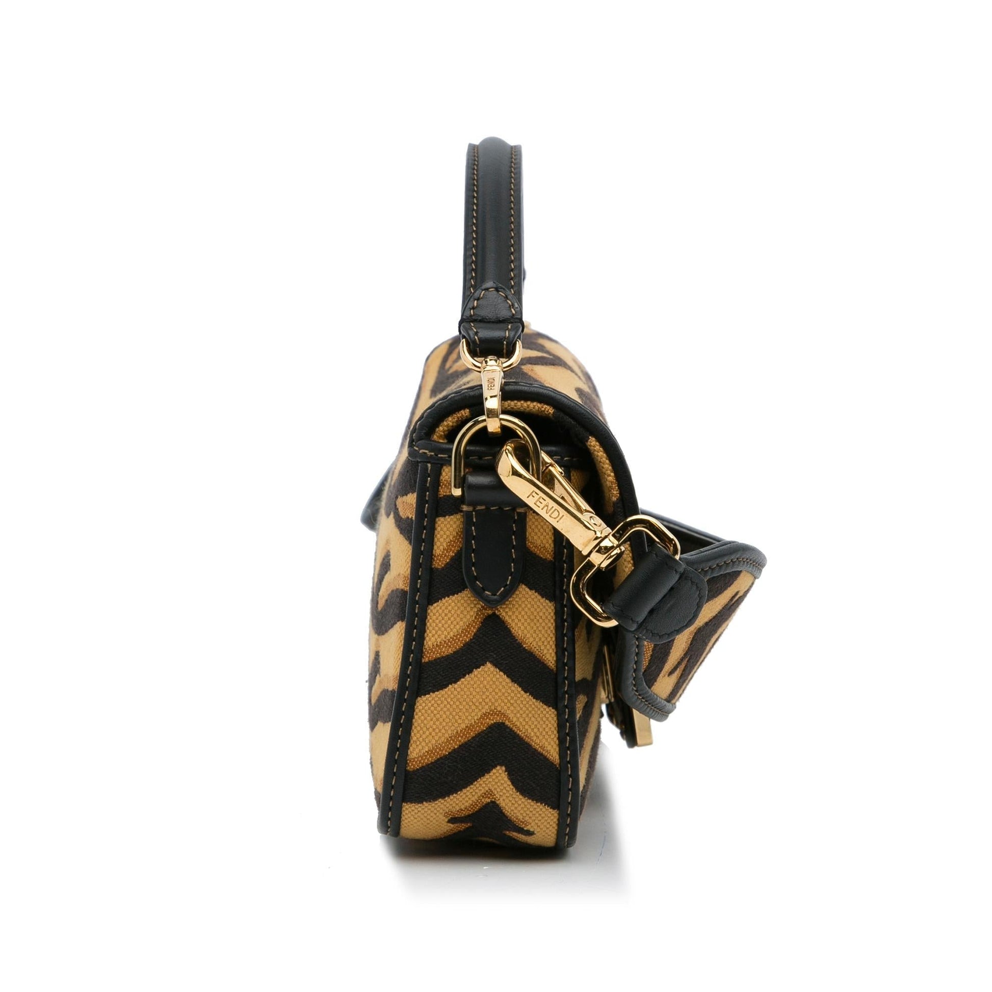 Fendi Chinese New Year Tiger Baguette Shg Irihe0 Satchel Satchel Bag