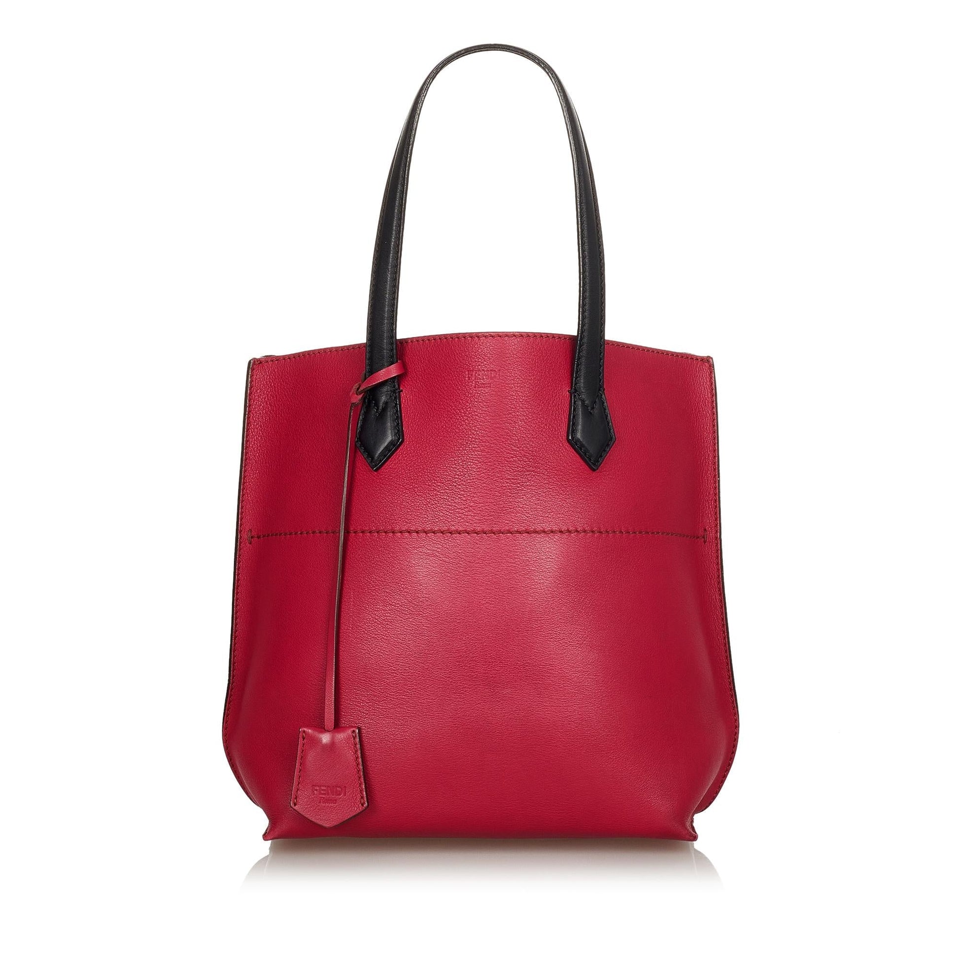 Fendi Shoulder Bag Shg Leather Bag Shg 24401