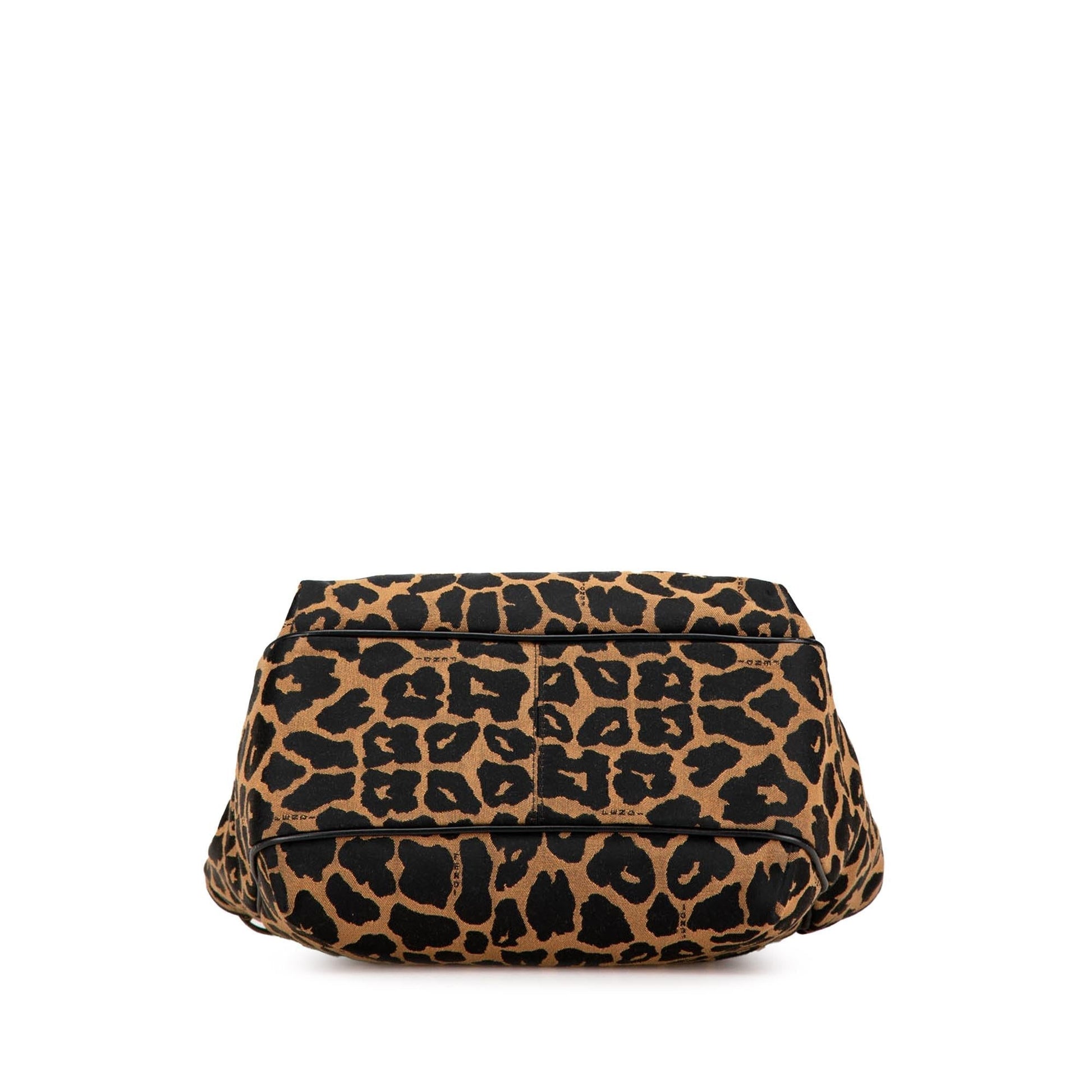Fendi Leopard Print Shoulder Bag Shg Mavci8 Canvas