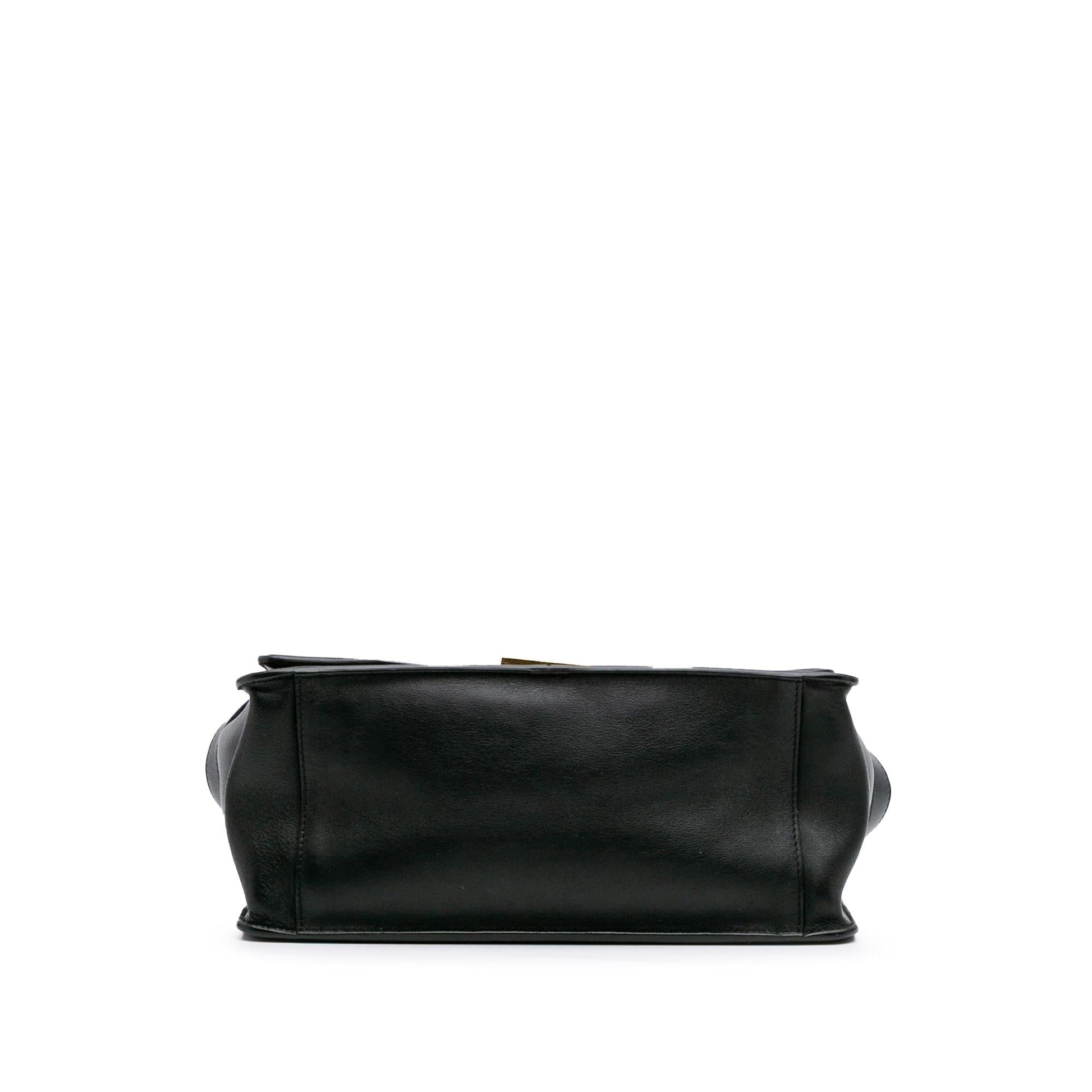 Fendi Kan Shoulder Bag Leather Medium U Shoulder Bag