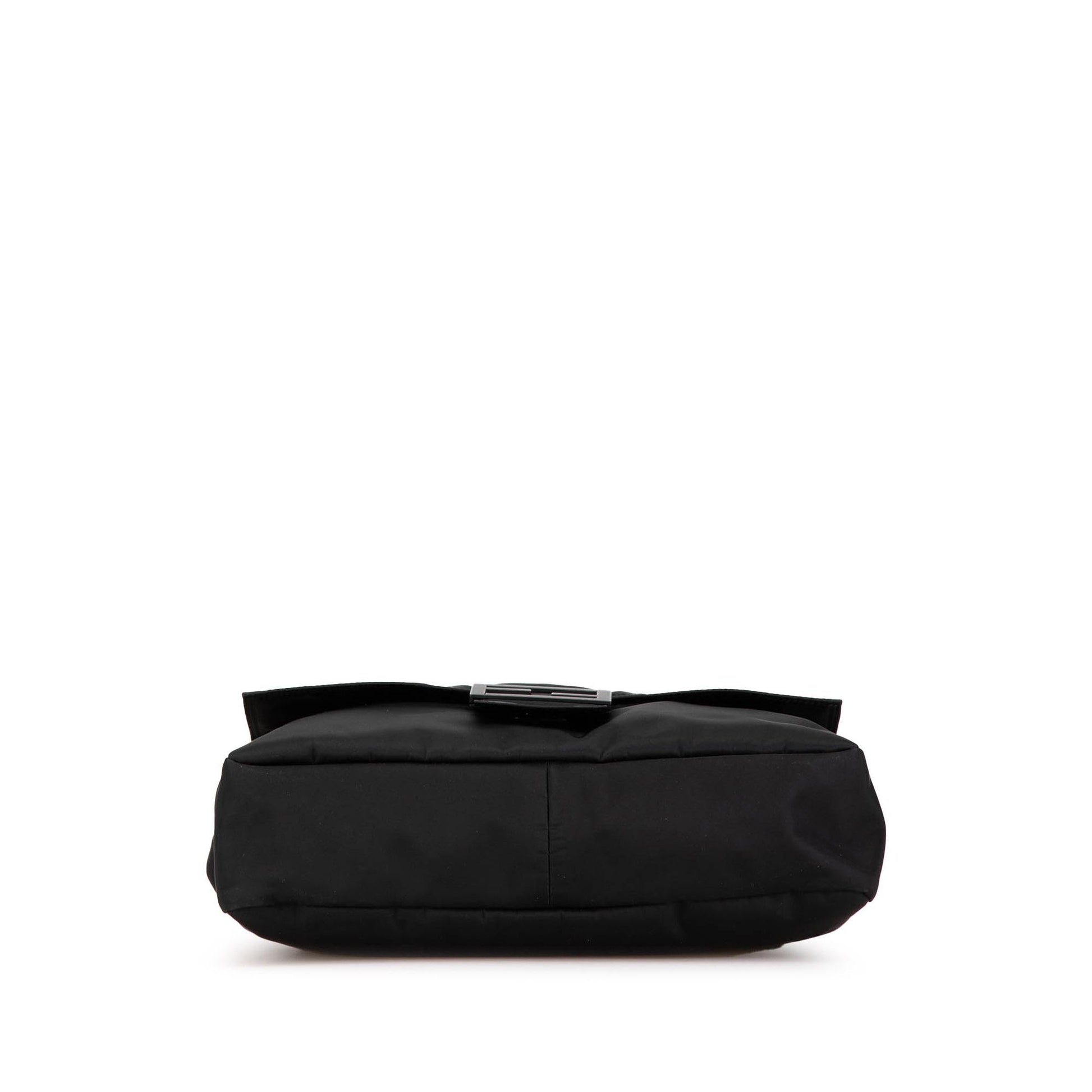 Fendi Baguette Messenger Bag Shg Bal4I3 Nylon Shoulder Bag