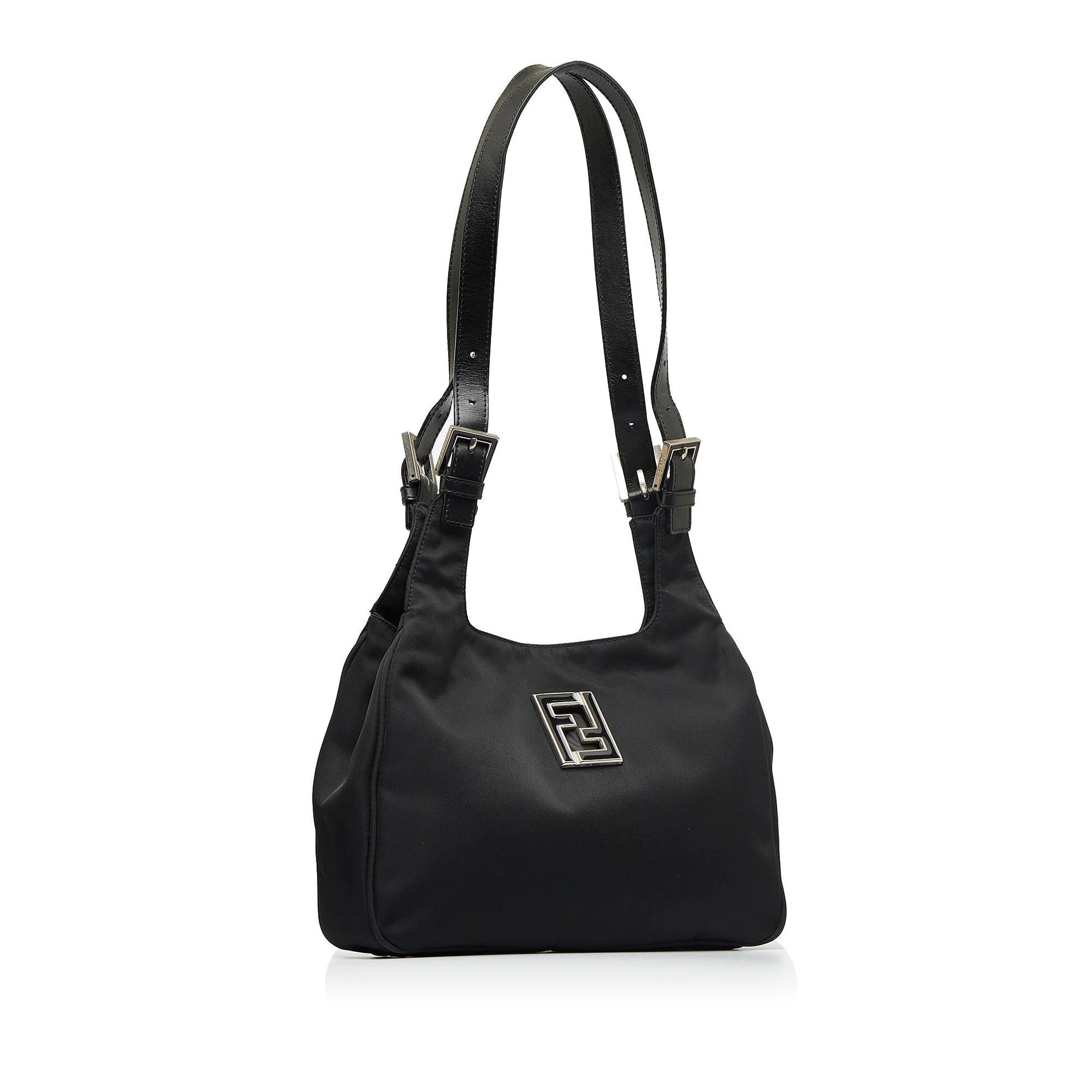 Fendi Shoulder Bag Shg Qjjzxe Nylon