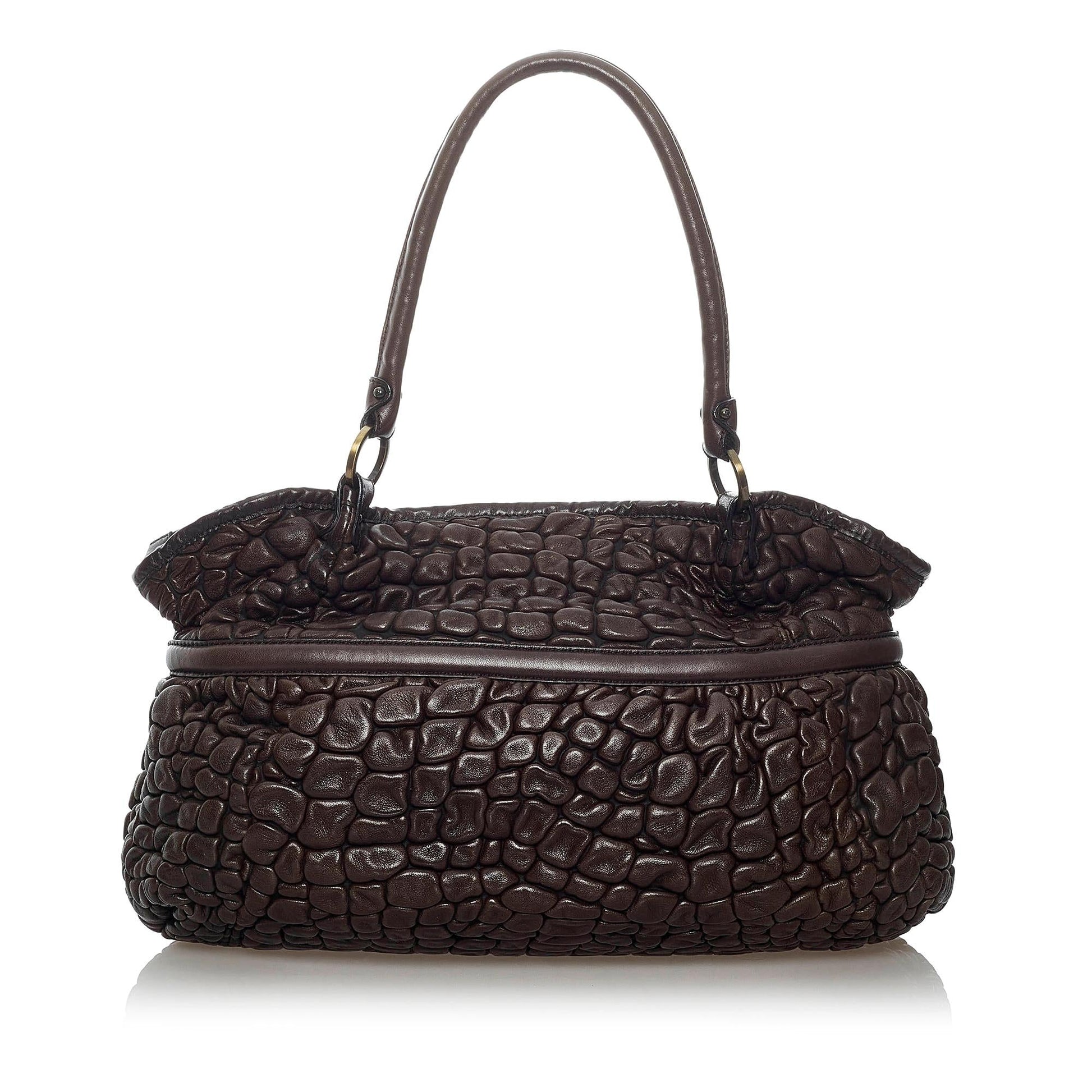Fendi Puckered Bubble Chef Shoulder Bag Shg Leather Bag Shg 29866