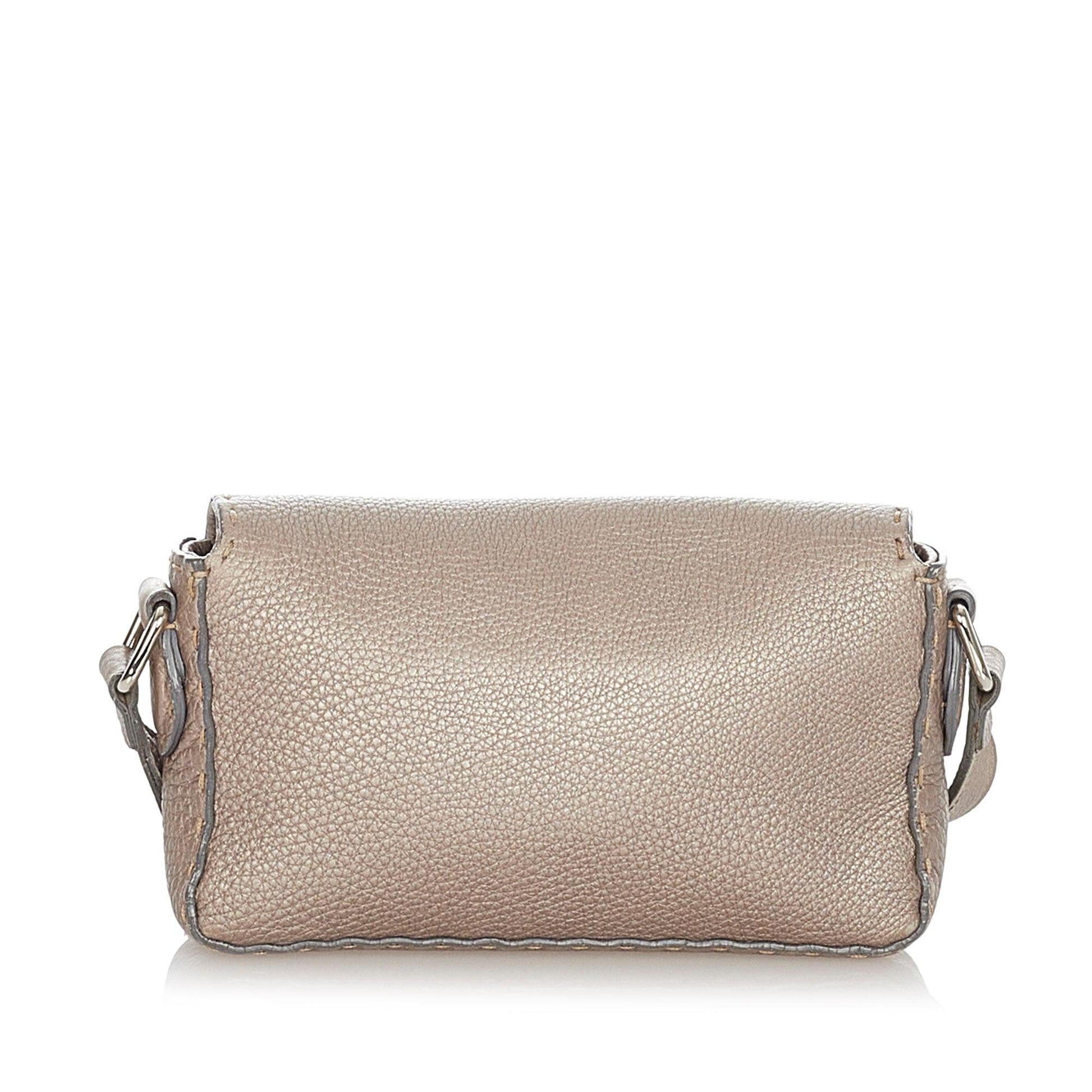 Fendi Selleria Crossbody Bag Shg Leather 50 Authentic 149232
