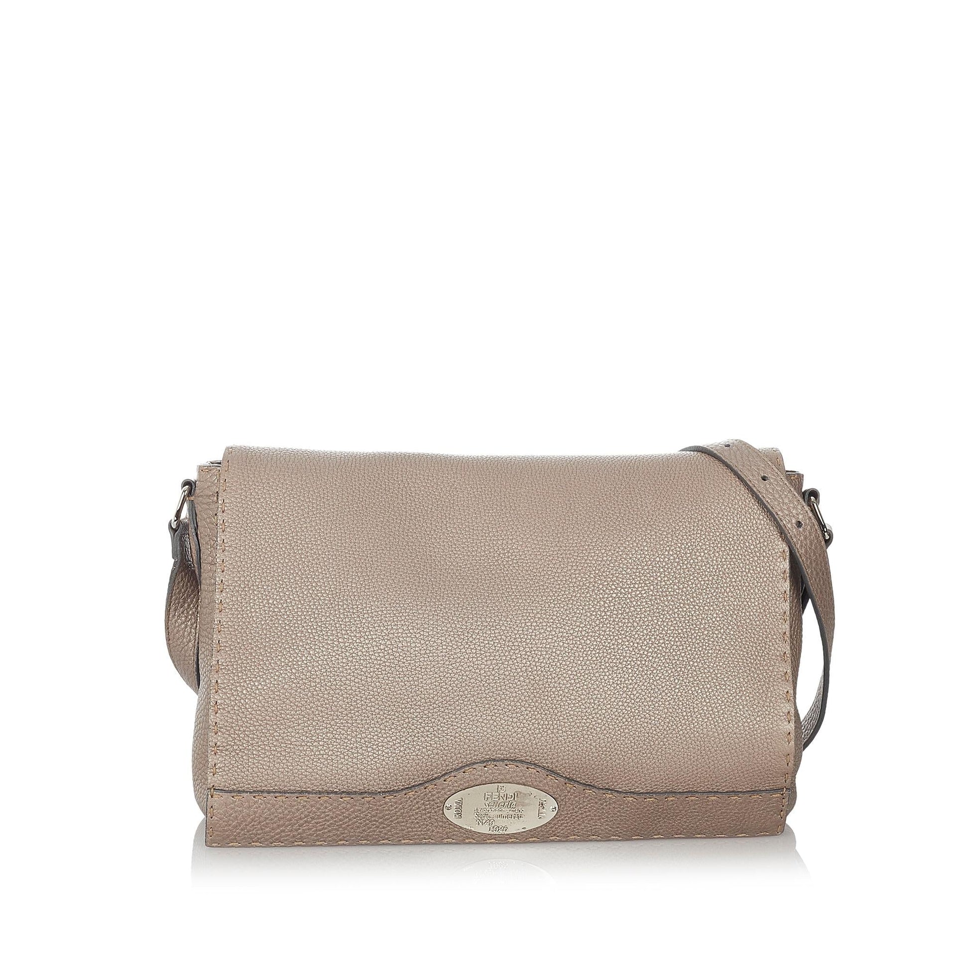 Fendi Selleria Crossbody Bag Shg Leather Bag Shg 26892