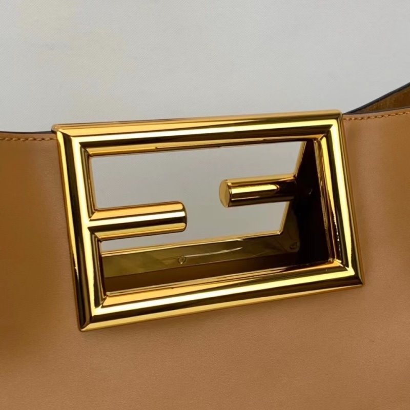 Fendi Shoulder Bag Shoulder Bag Bfnd10021