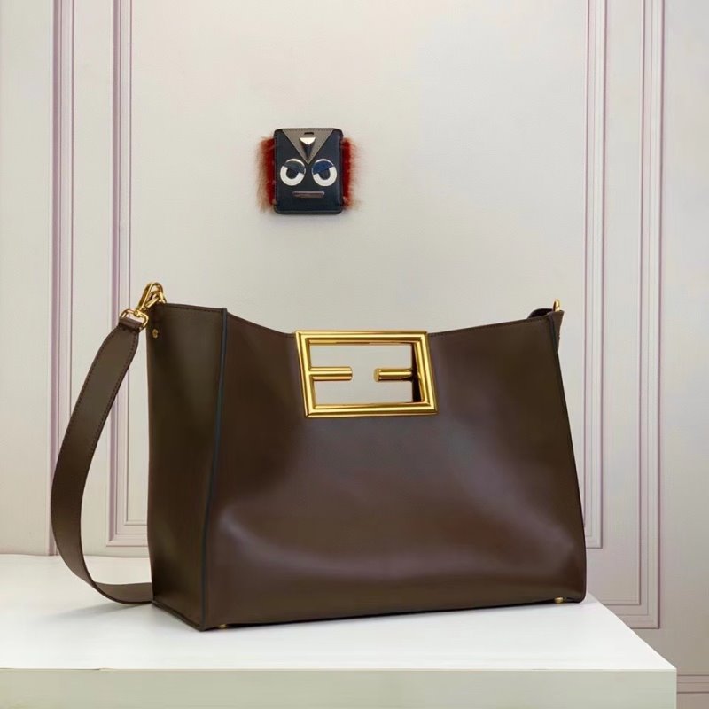 Fendi Shoulder Bag Shoulder Bag Bfnd10024