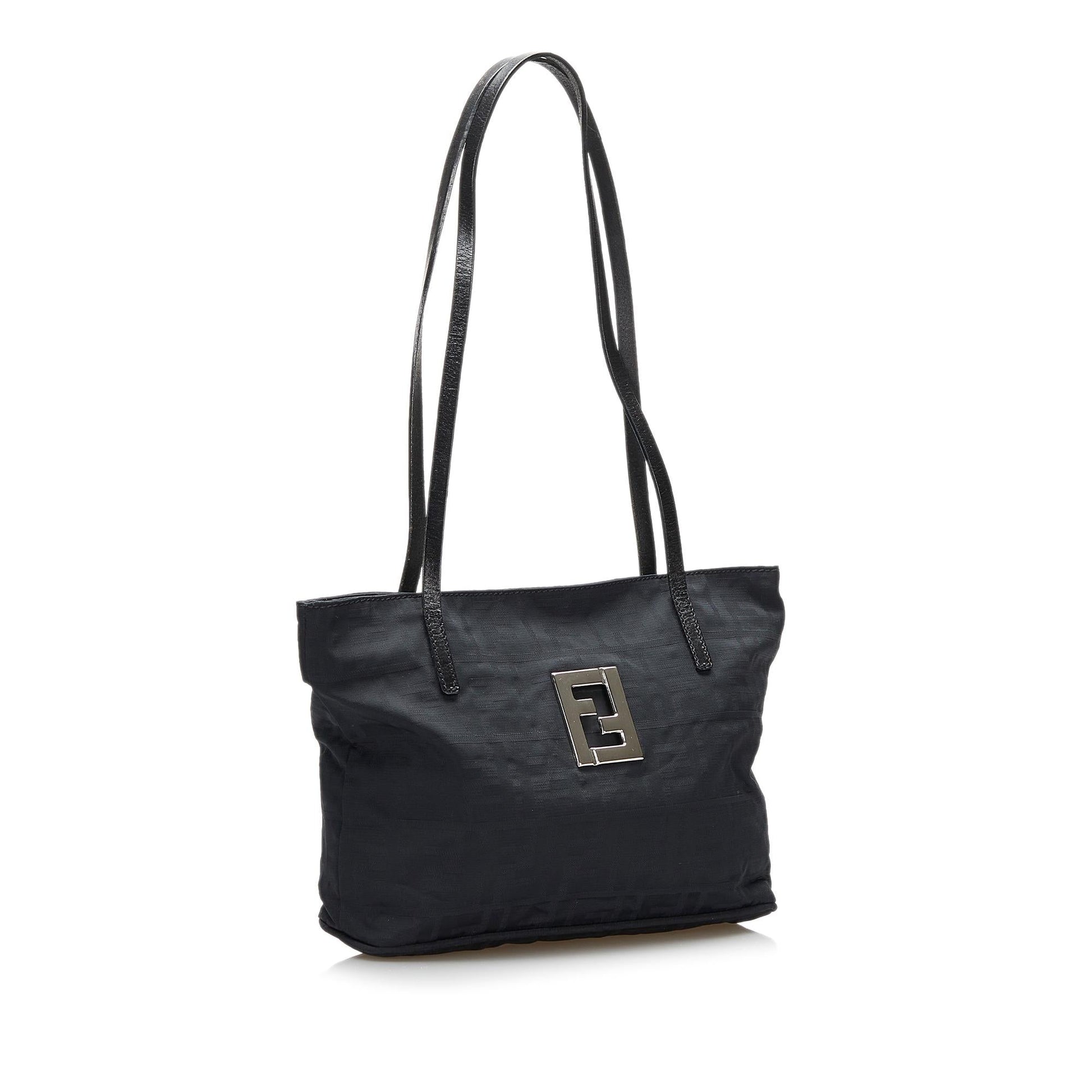 Fendi Zucca Shoulder Bag Shg Ocsrij