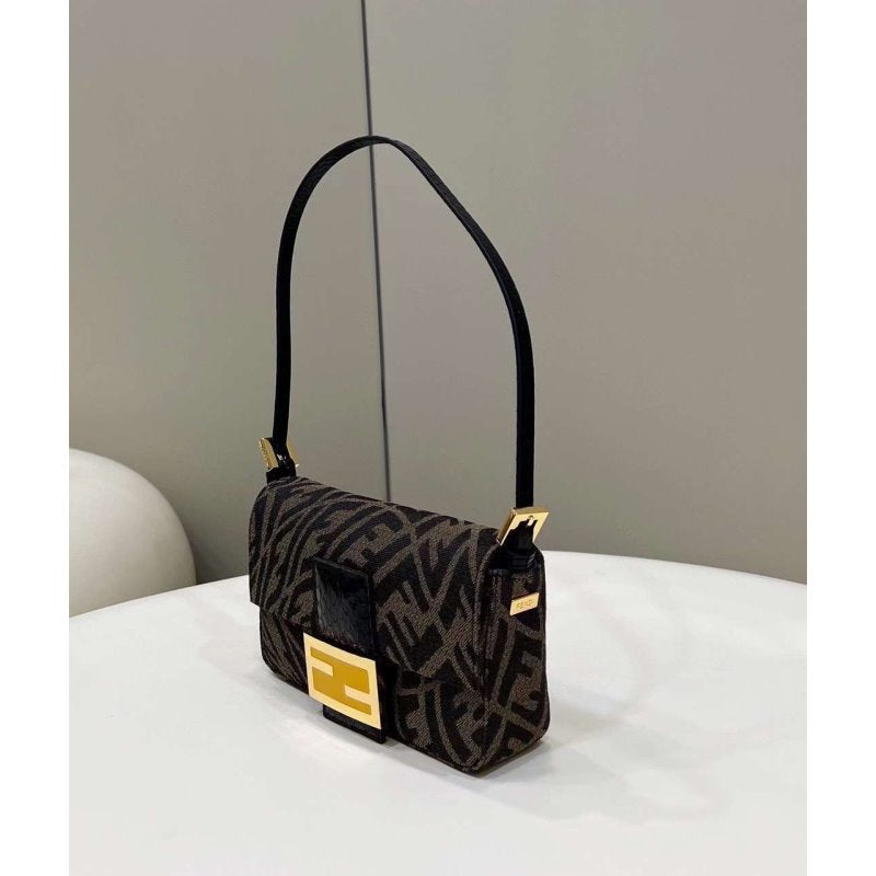 Fendi Baguette Hand Bag Shoulder Bag Hand Bag Bg02076