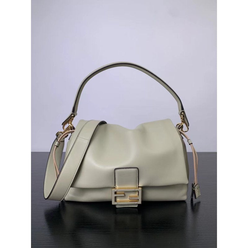 Fendi Baguette Cross Body Bag Shoulder Bag Body Bag Bg0525203