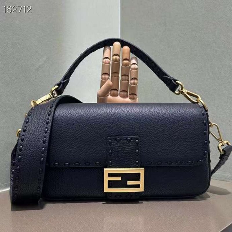 Fendi Baguette Hand Bag Shoulder Bag Hand Bag Bg02875
