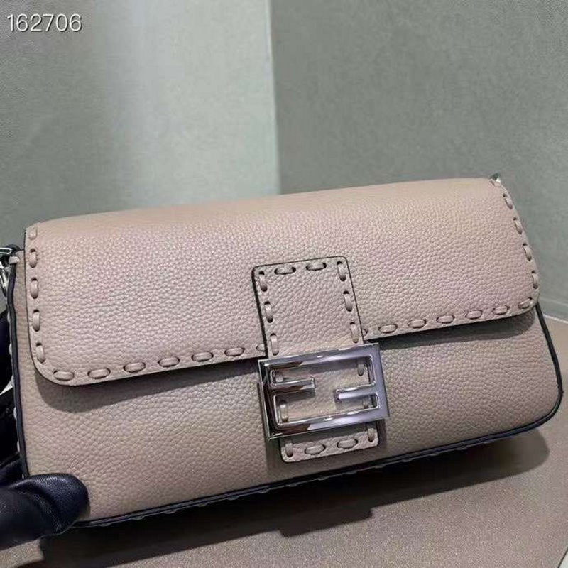 Fendi Baguette Hand Bag Shoulder Bag Hand Bag Bg02881