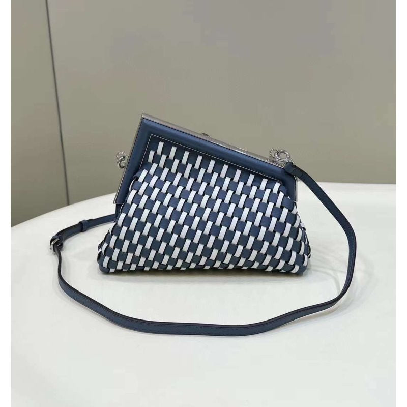 Fendi Shoulder Bag Shoulder Bag Bg02060