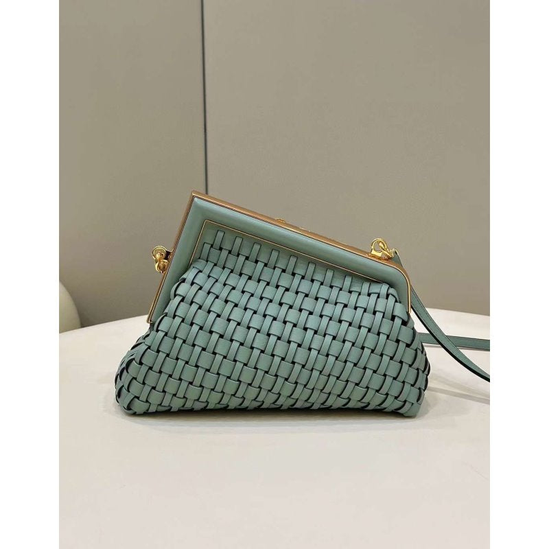 Fendi Shoulder Bag Shoulder Bag Bg02063