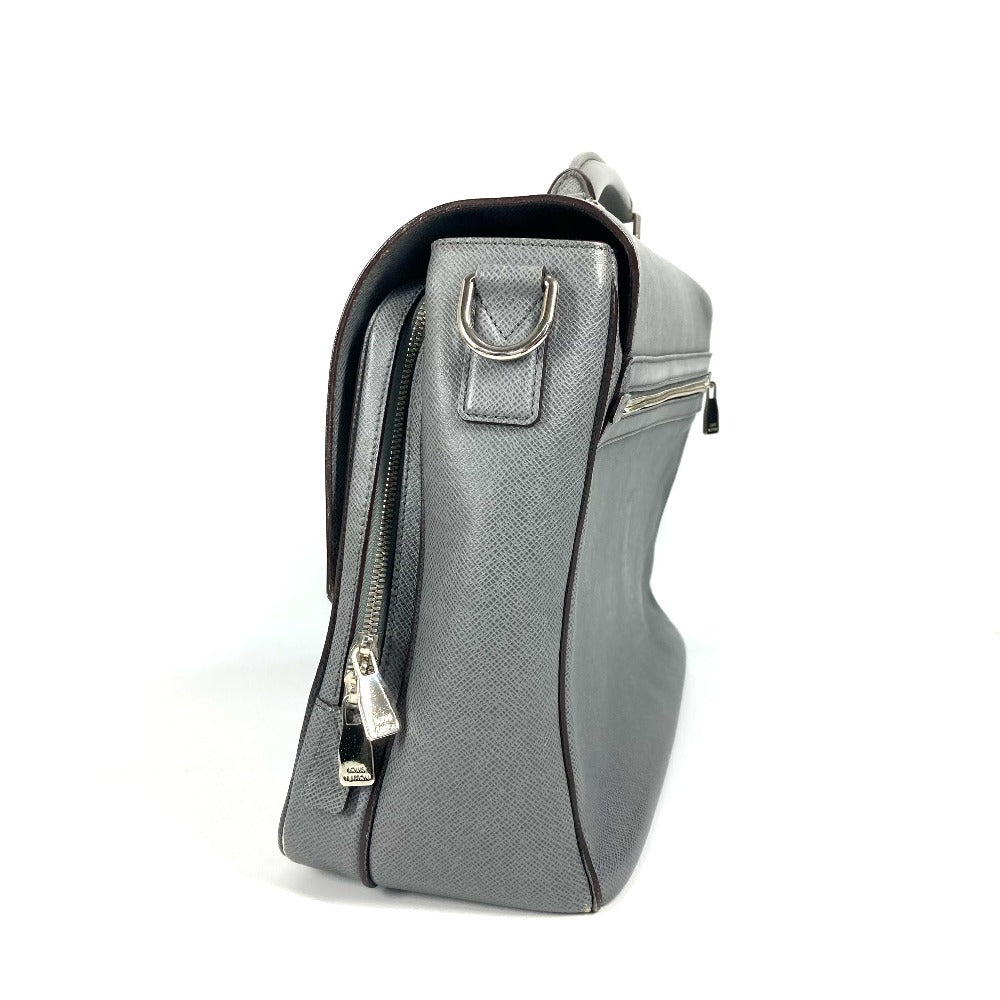 Louis Vuitton Business ‚l32638 Taiga Vasiri Leather Gray Handbag