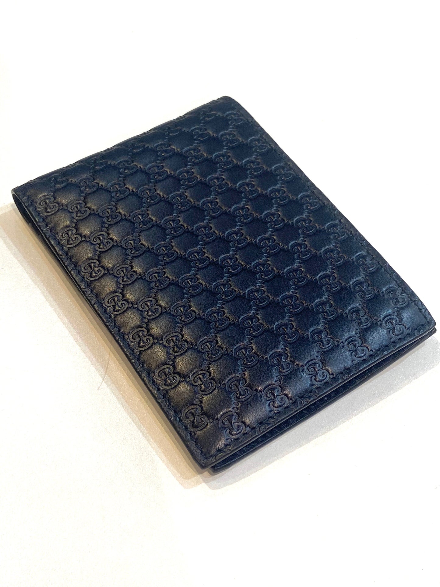 Gucci GG BI-FOLD Leather Wallet Case