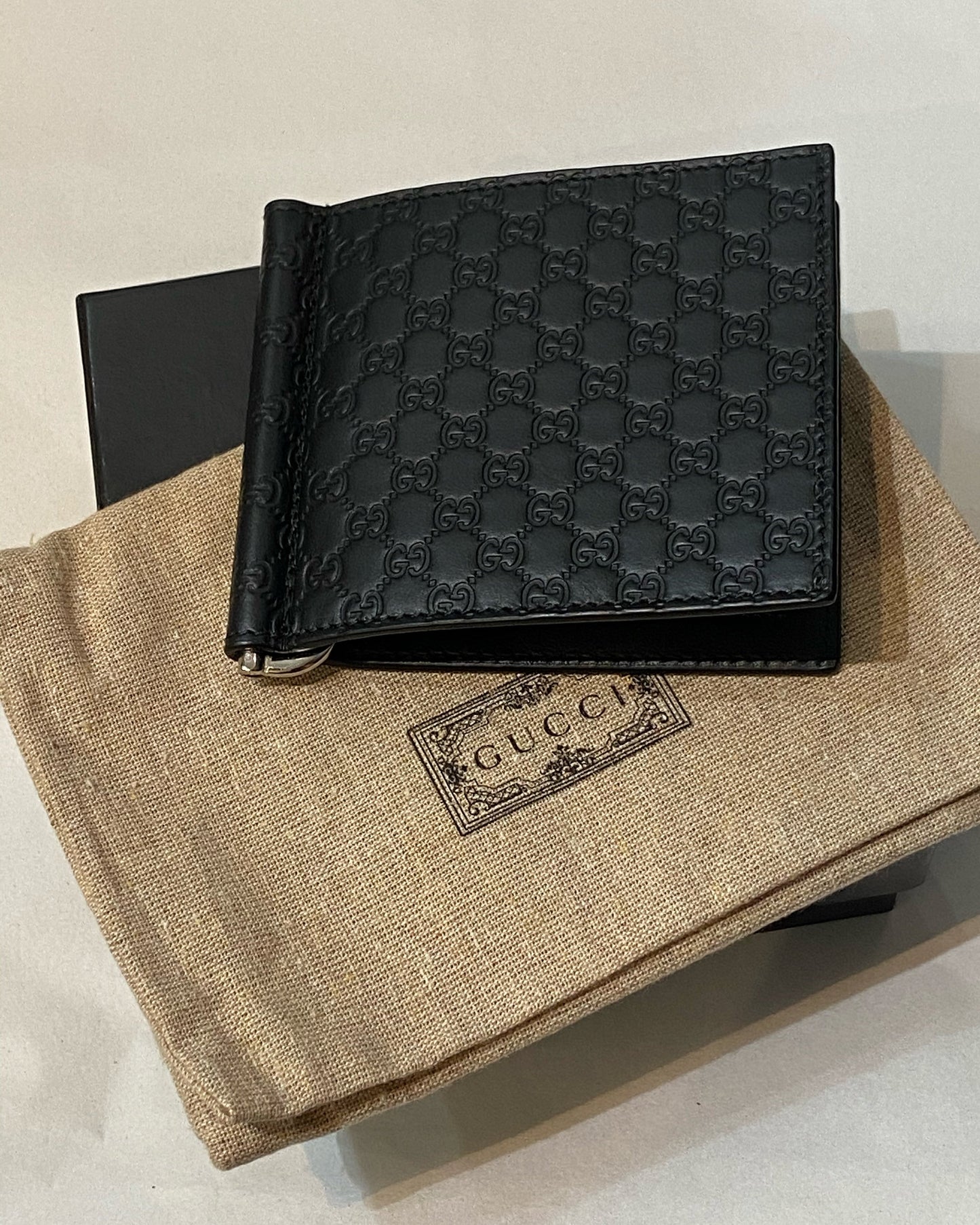 Gucci Microguccissima Leather Wallet Case