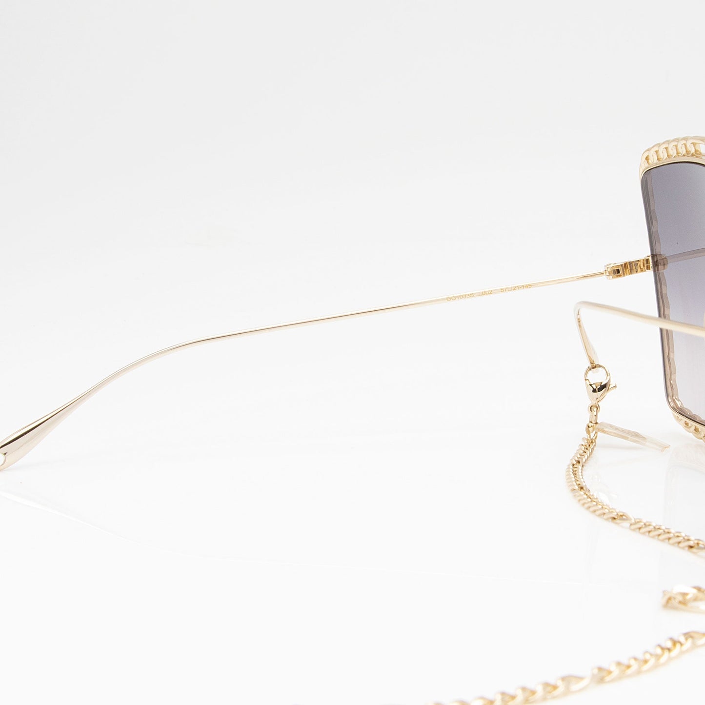 Gucci Interlocking G Charm Oversize Square Gold Chain Accessory