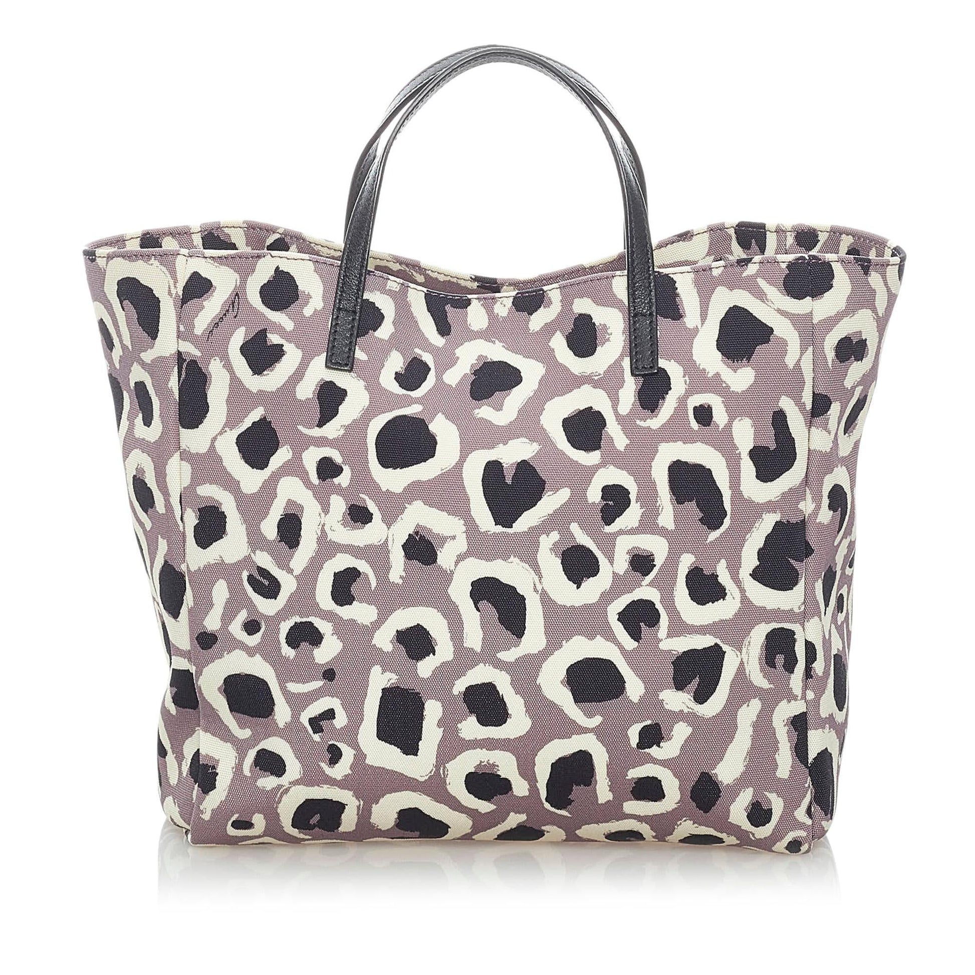 Gucci Leopard Printed SHG Nylon Tote Bag